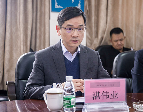 保时捷(中国)汽车销售有限公司人才学院院长湛伟业